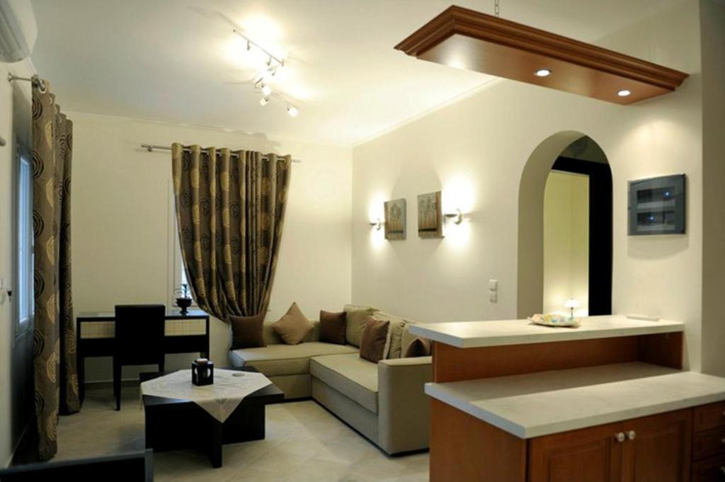 Aerolithos Hotel Adamantas  Стая снимка